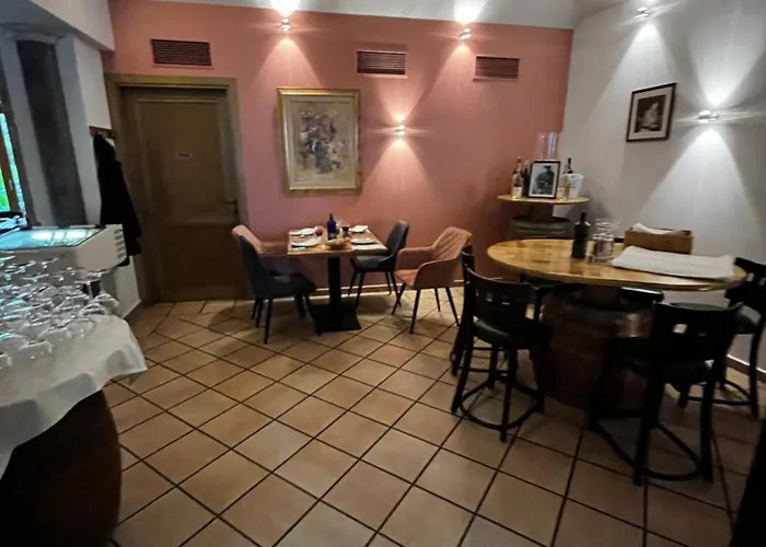 Osteria-hotel-centovini Otel *